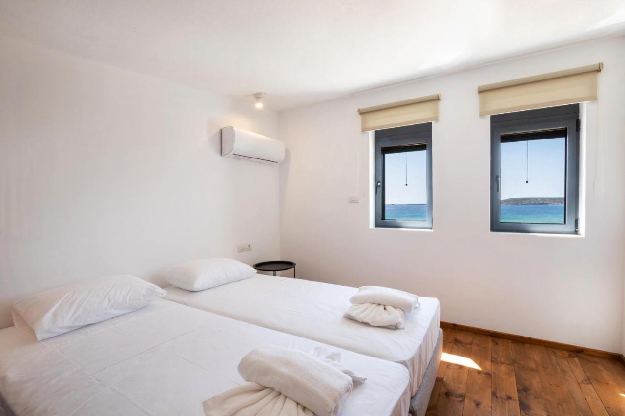 Cato Agro 4, Seafront Villa With Private Pool Afiartis Exterior photo